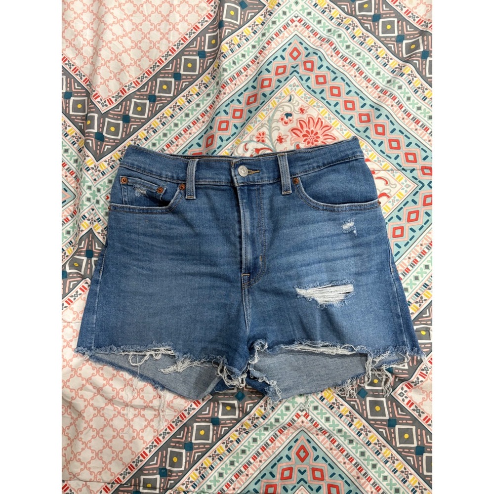 Levis High Rise Denim Shorts Medium Wash Distressed Frayed Hem Size 29 72878-002